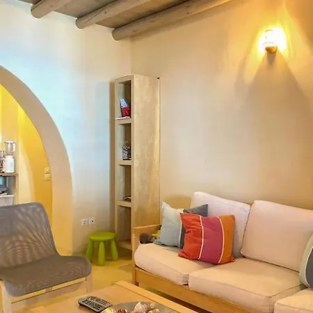 Semesterbostad Stylish Stone House With Pool - Aprovato, Andros *